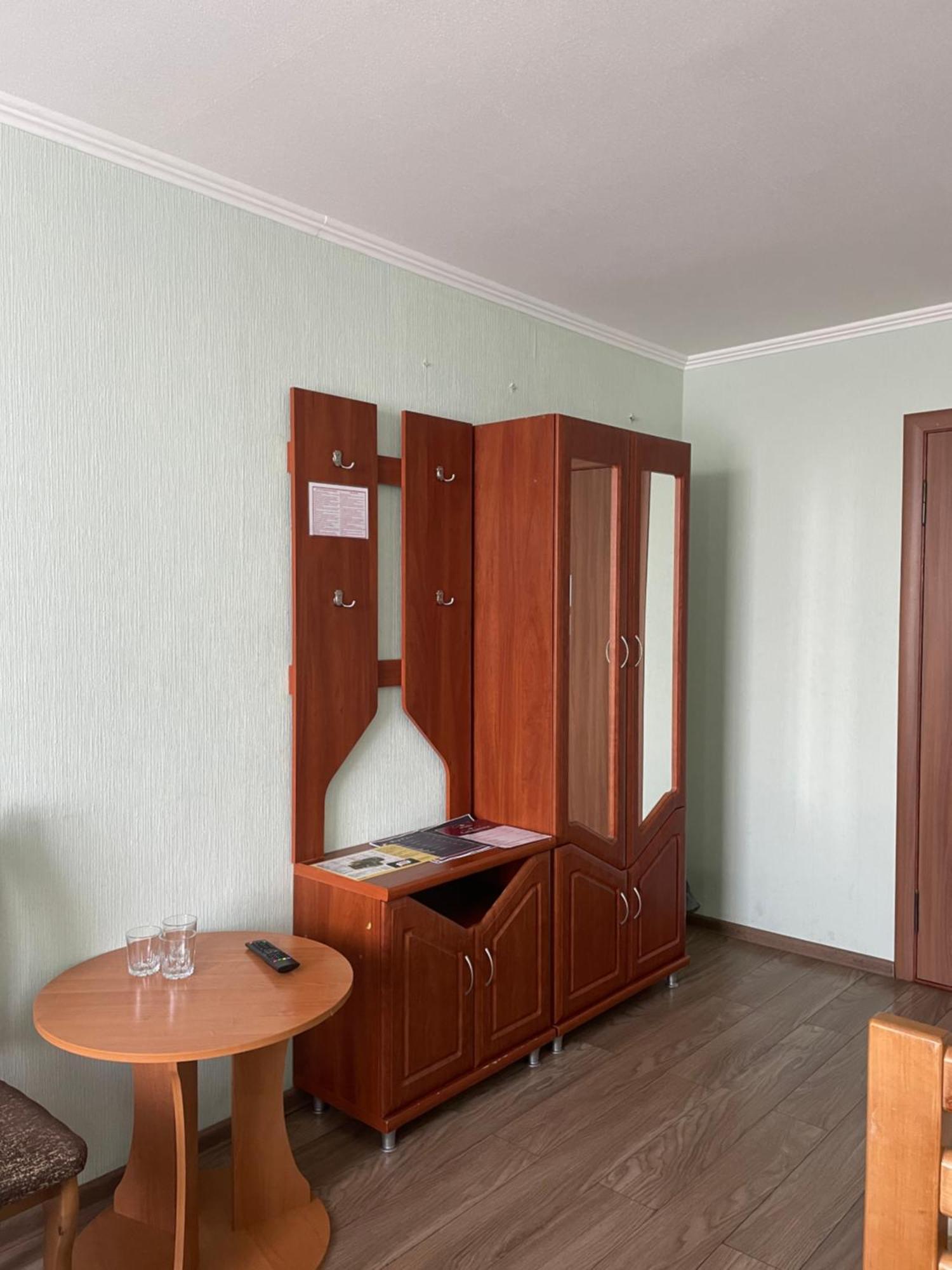 Готель "Дубно" Luaran gambar
