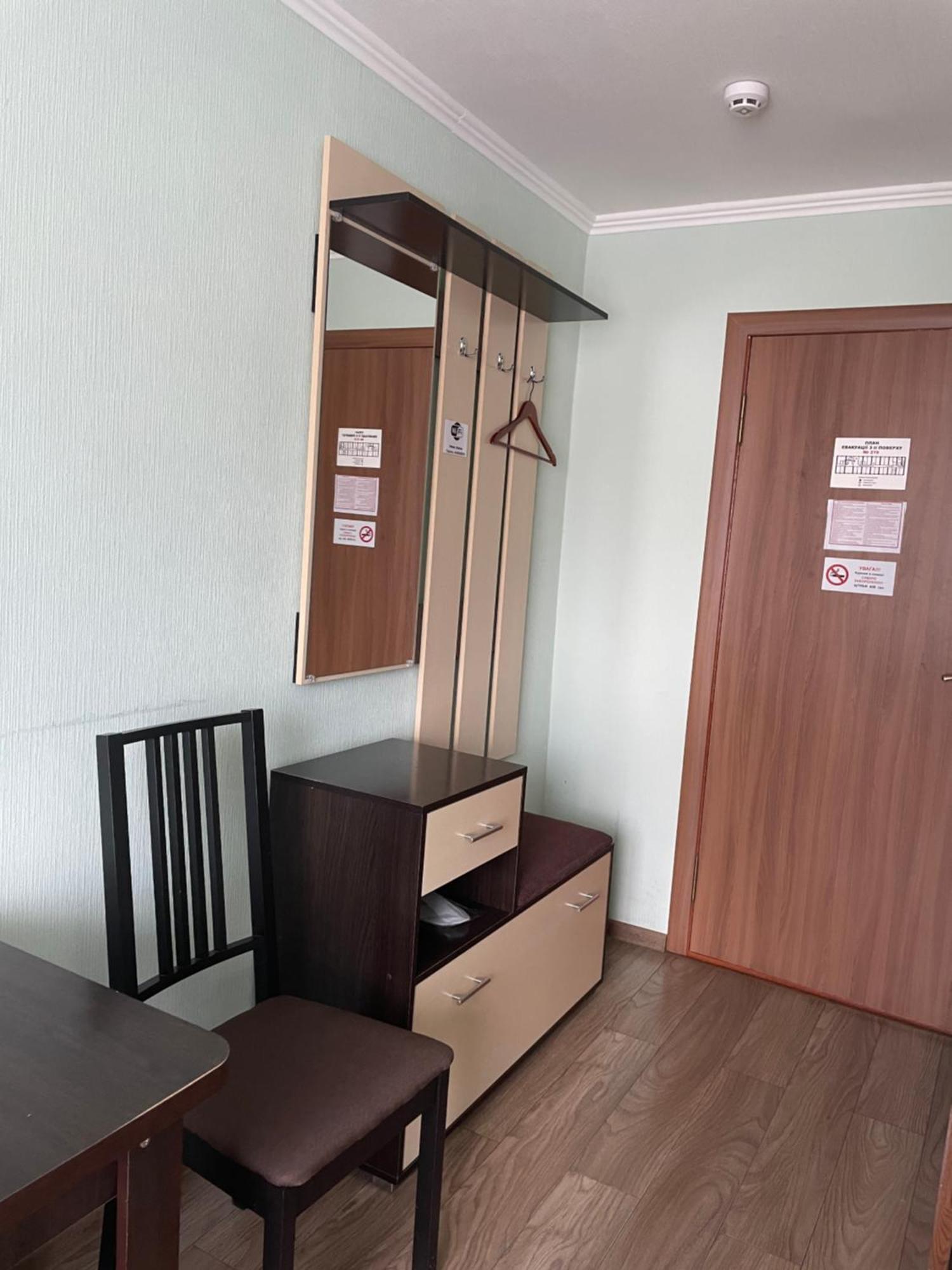Готель "Дубно" Bilik gambar